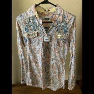 Women’s roar button down